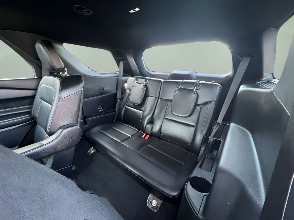 Used 2020 Ford Explorer Limited RWD image 18