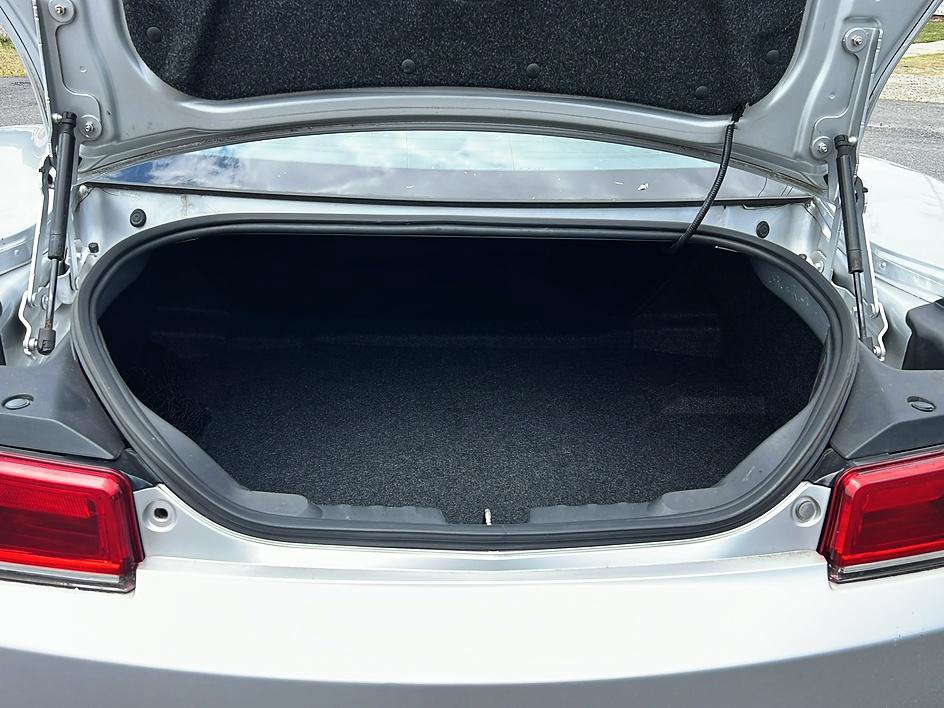 Used 2014 Chevrolet Camaro LS RWD image 10
