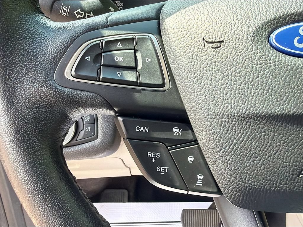 Used 2019 Ford Escape Titanium AWD/4WD image 12
