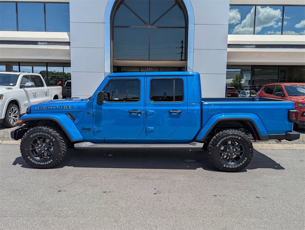 New 2025 Jeep Gladiator Sport image 8