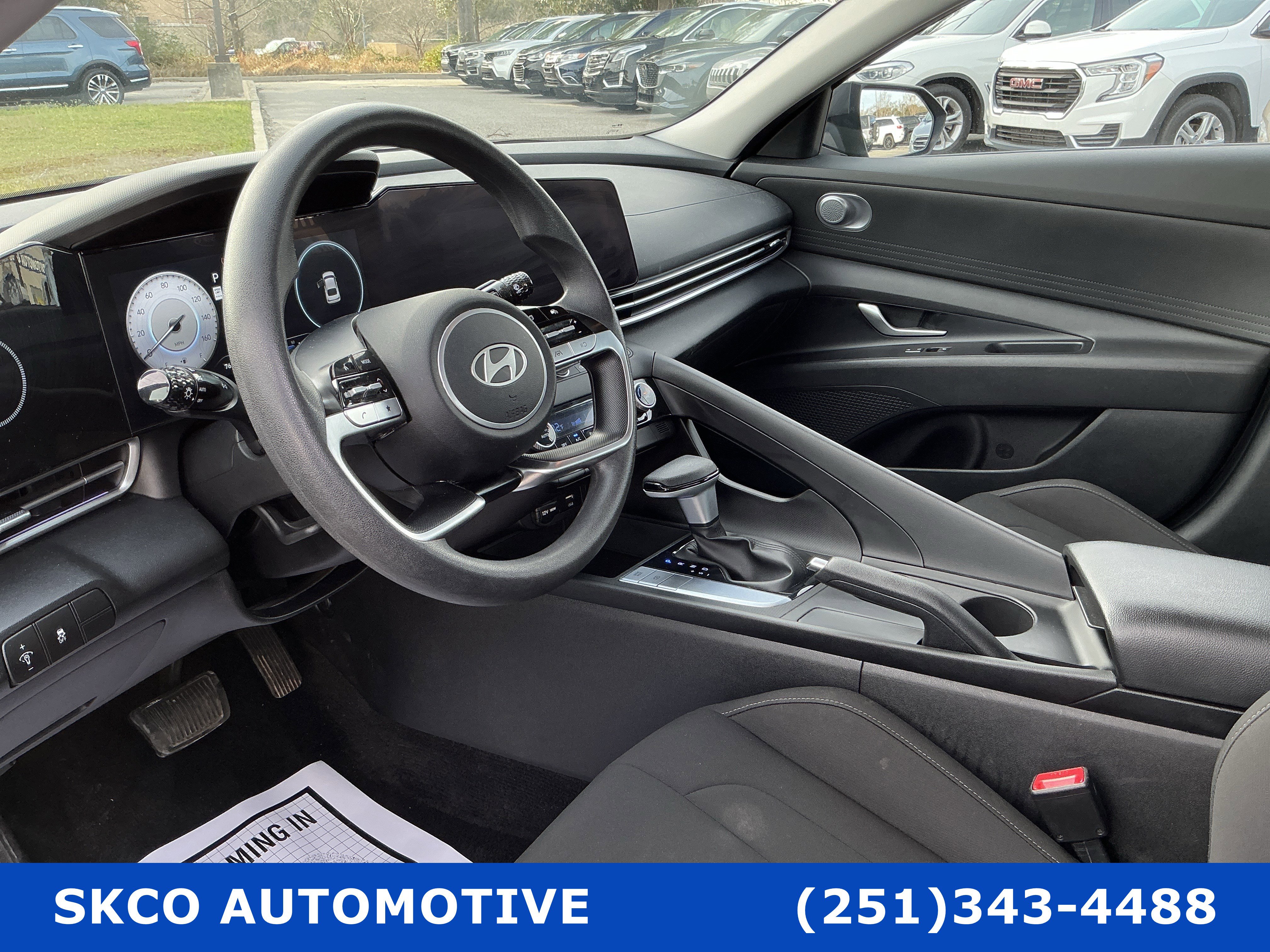 Used 2024 Hyundai Elantra SEL FWD image 20