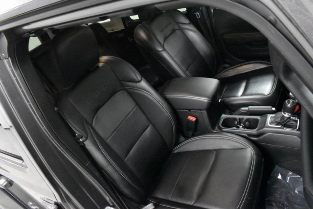 Used 2023 Jeep Wrangler Unlimited Sahara w/ Cold Weather Group image 15