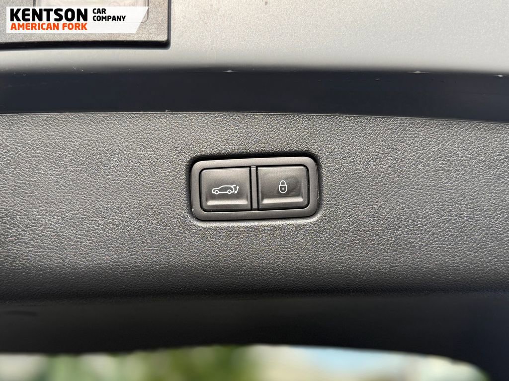 Used 2025 Genesis GV70 2.5T AWD/4WD image 35