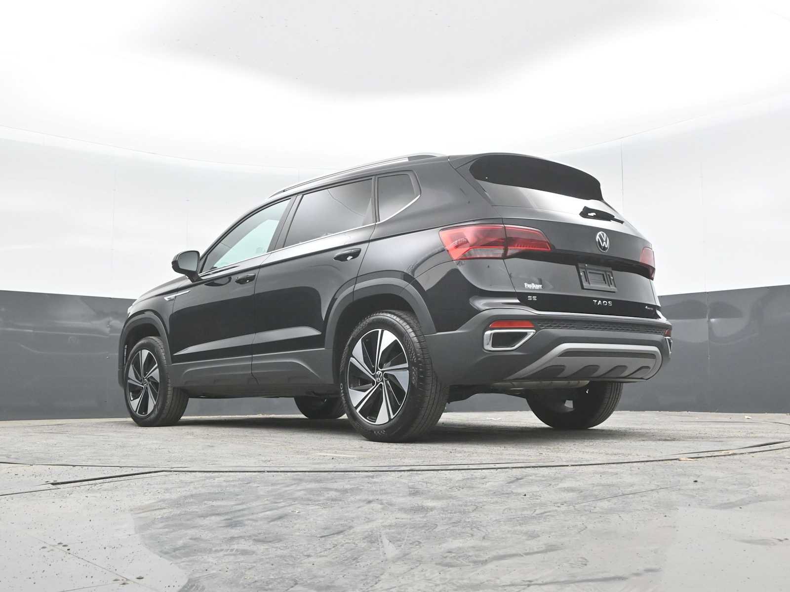 Used 2024 Volkswagen Taos SE AWD/4WD image 38