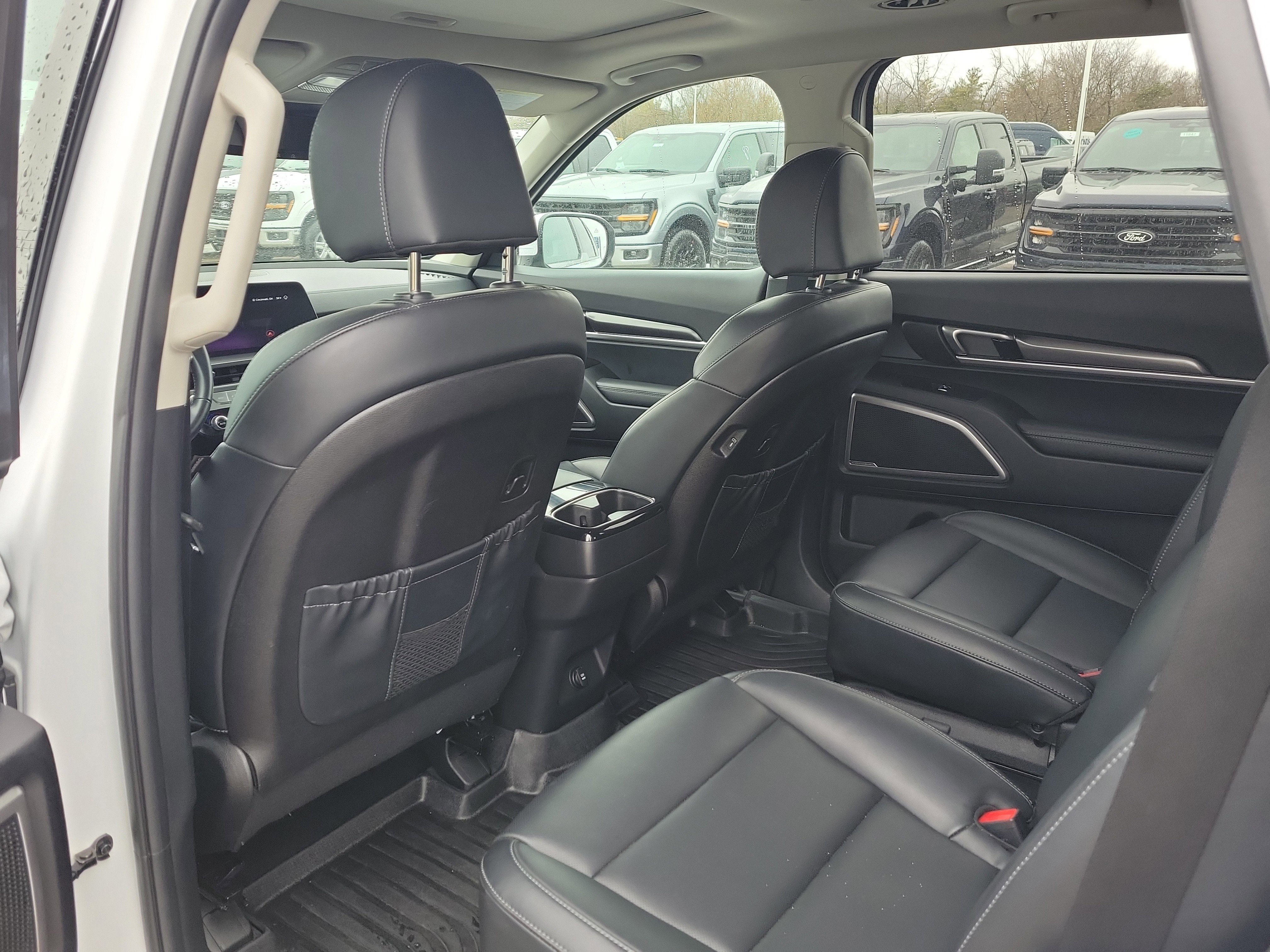 Used 2024 Kia Telluride S w/ S Sunroof Package image 13