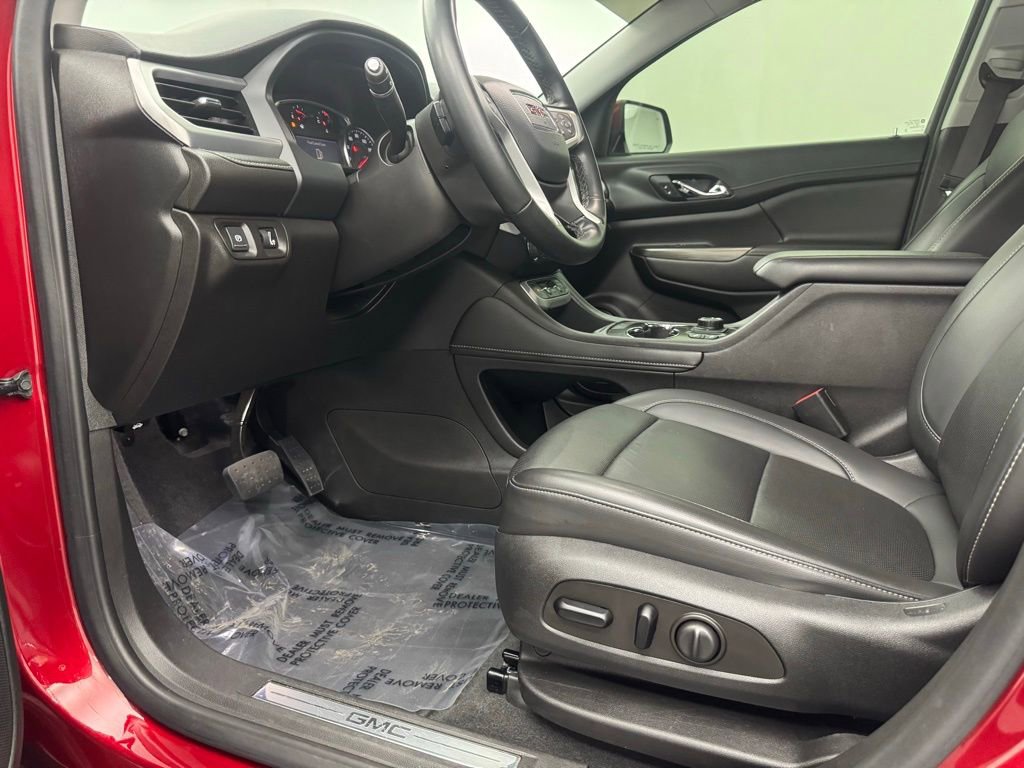 Used 2023 GMC Acadia SLT image 16