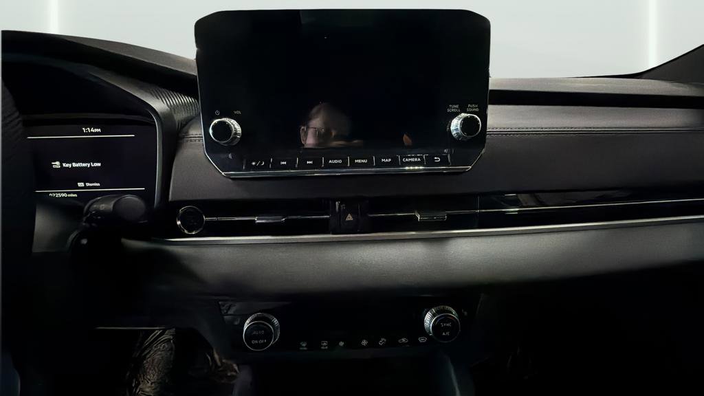 Used 2023 Mitsubishi Outlander SE Black Edition image 14