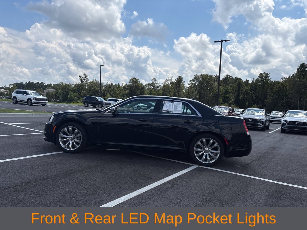 Used 2021 Chrysler 300 Touring L RWD image 30