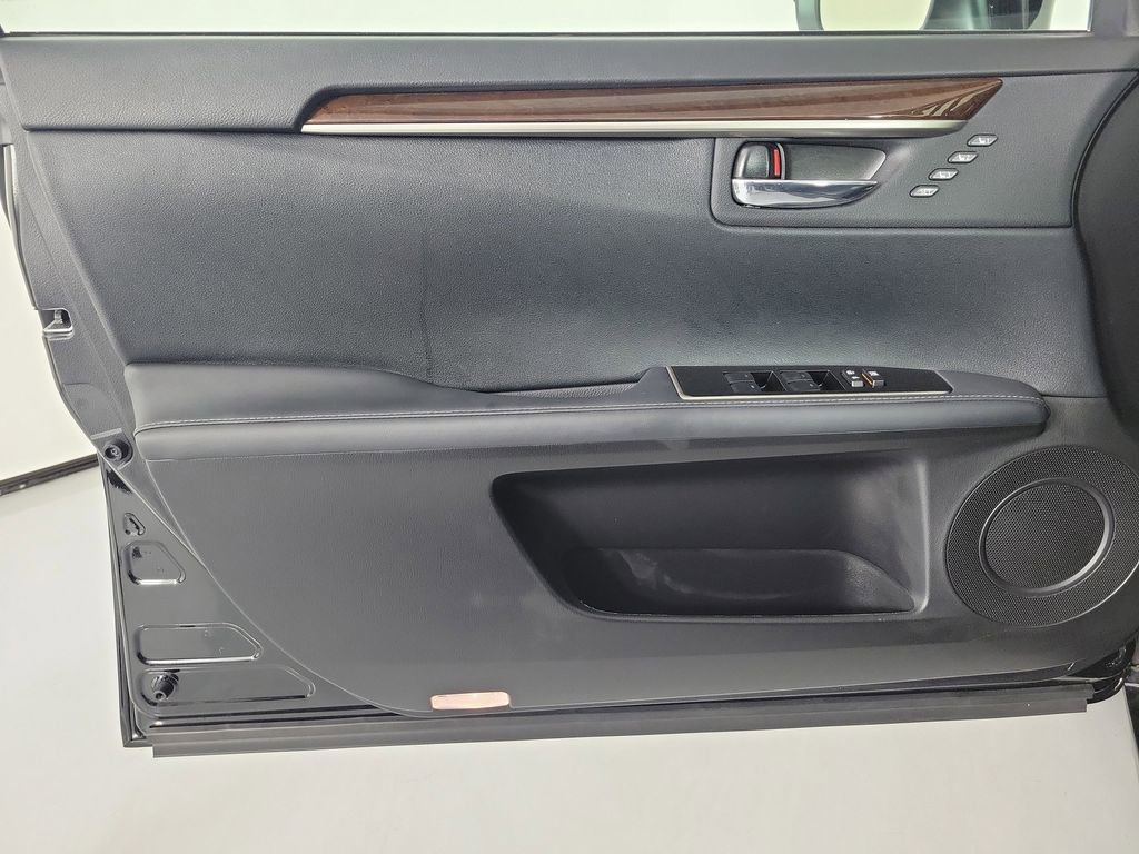 Used 2018 Lexus ES 350 350 w/ Luxury Package w/Wood Trim image 18