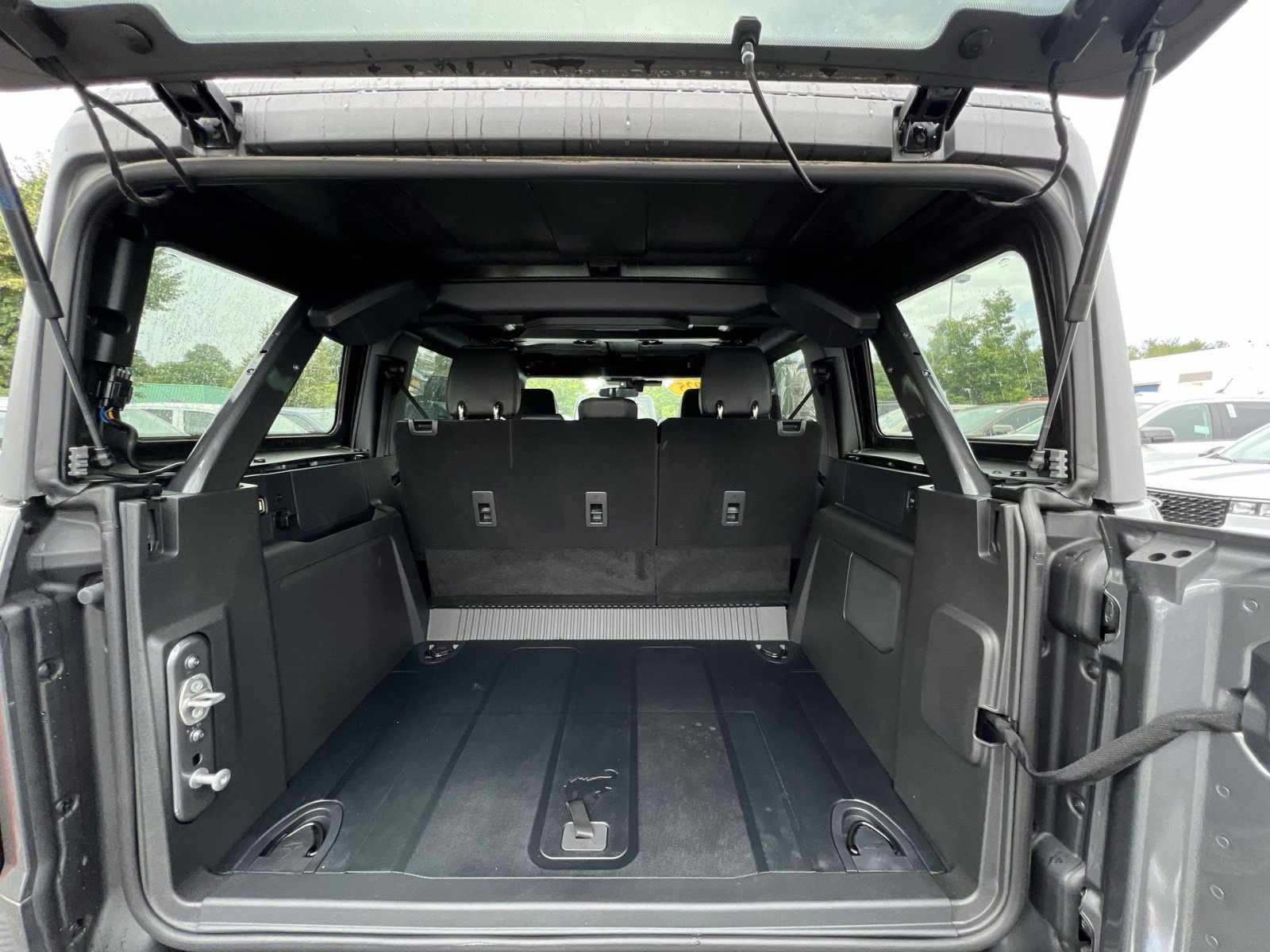 New 2025 Ford Bronco Badlands w/ Sasquatch Package AWD/4WD image 33