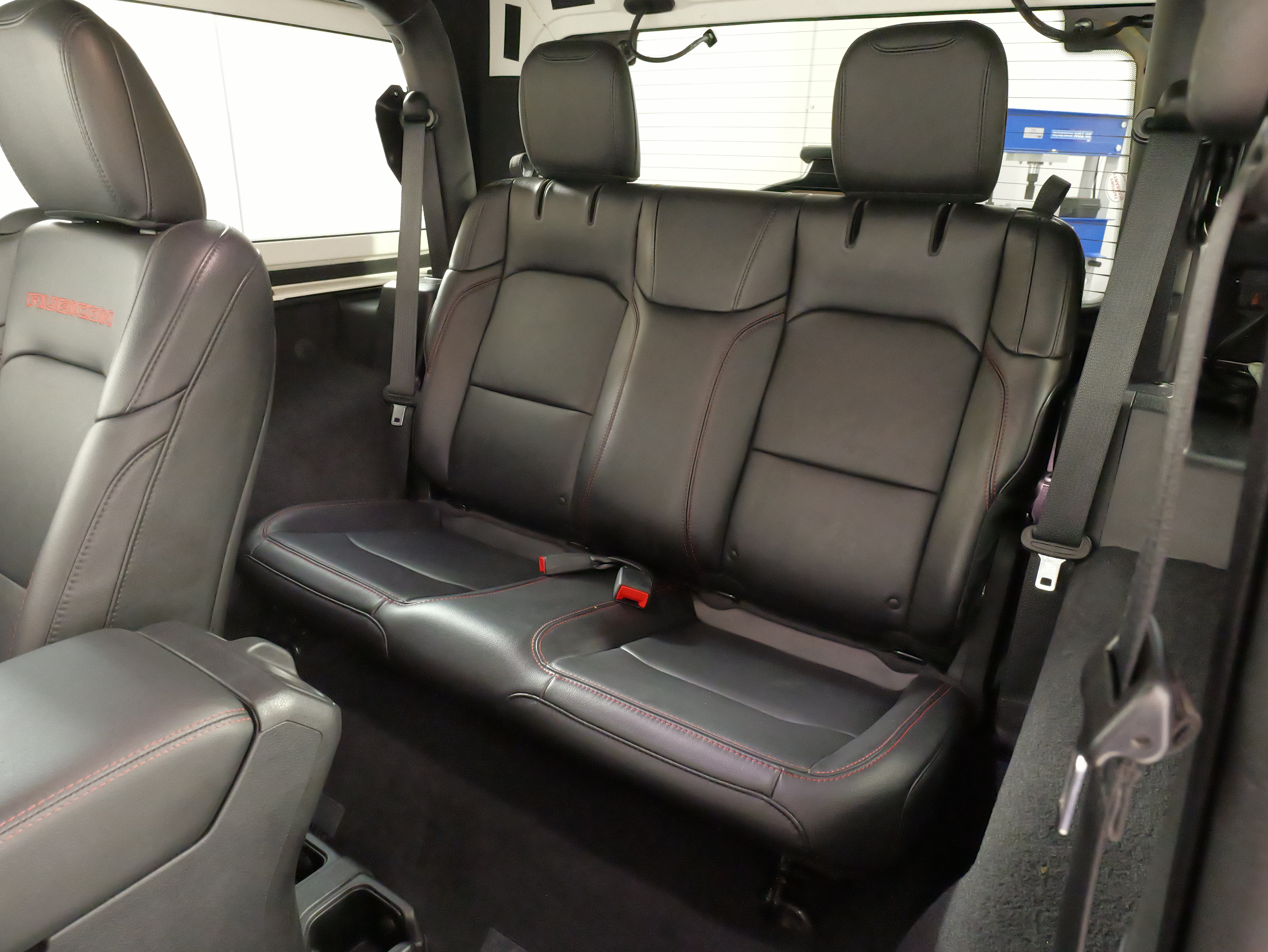 Used 2020 Jeep Wrangler Rubicon AWD/4WD image 33