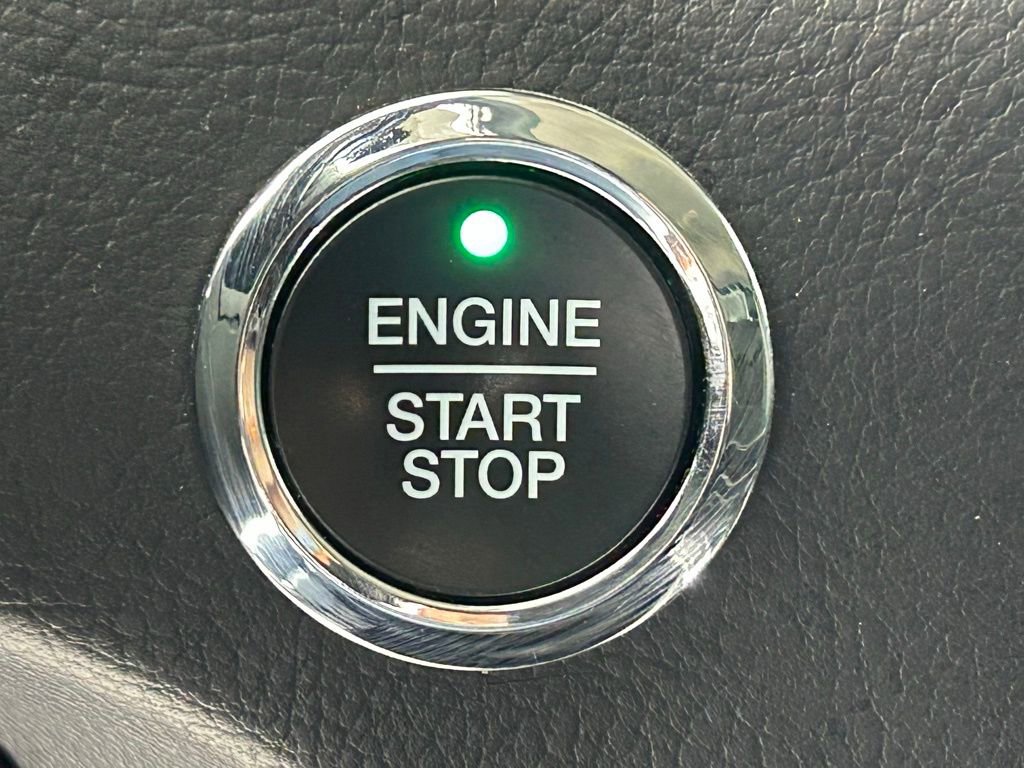 Used 2024 Ford Edge SEL image 22