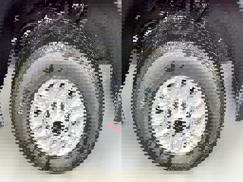 New 2025 GMC Sierra 2500 Pro w/ Convenience Package image 22