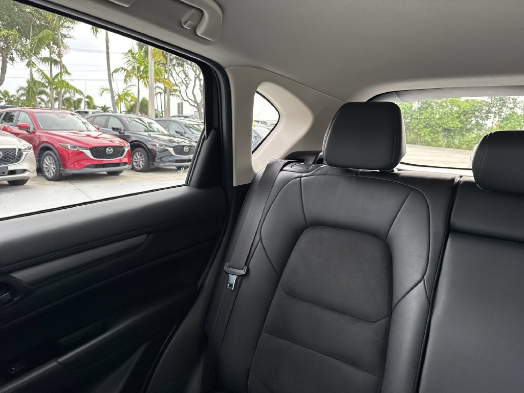 Used 2021 MAZDA CX-5 Touring FWD image 17