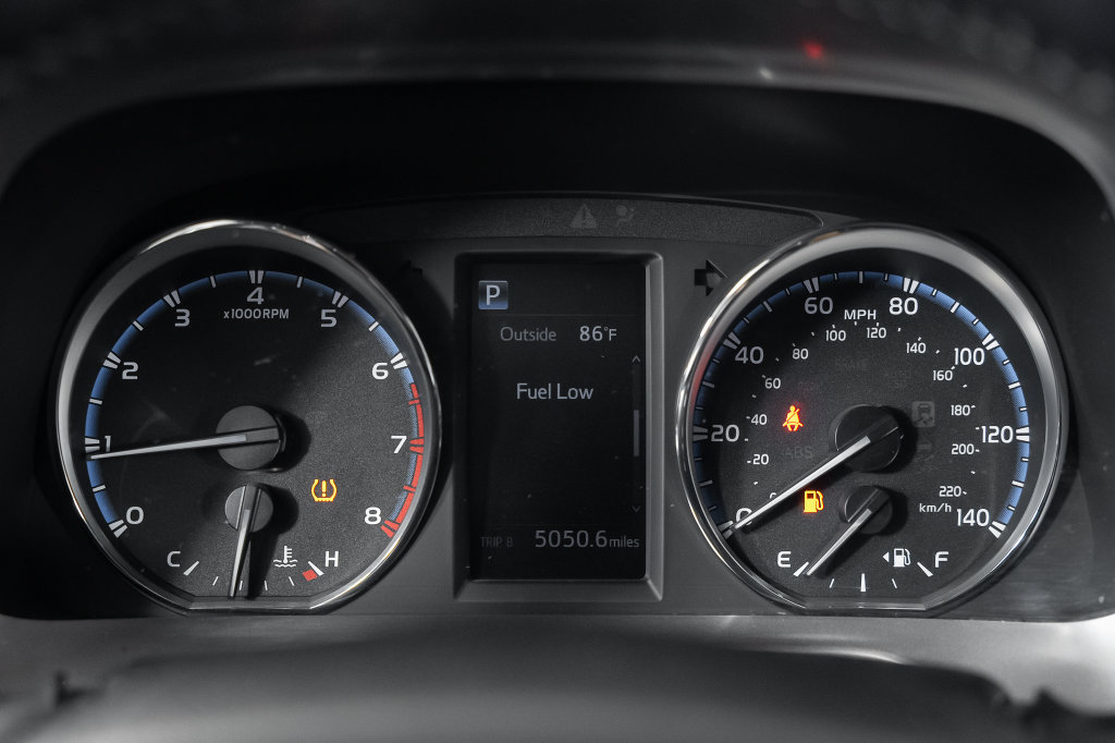 Used 2016 Toyota RAV4 XLE FWD image 26