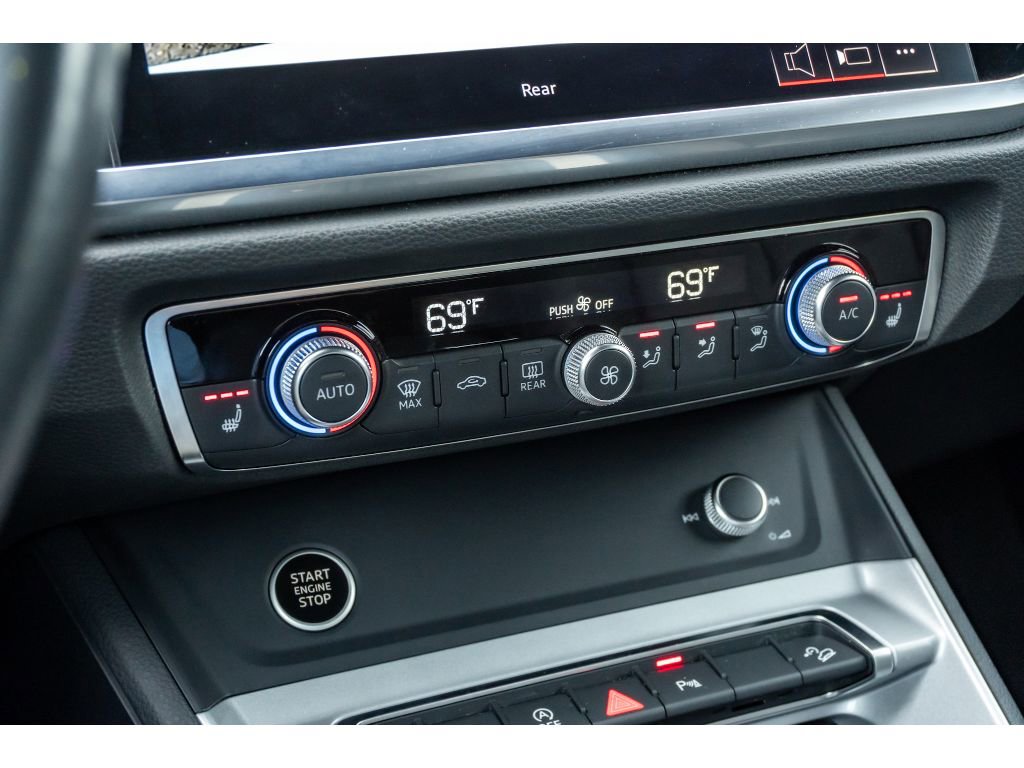 Used 2024 Audi Q3 2.0T Premium image 23