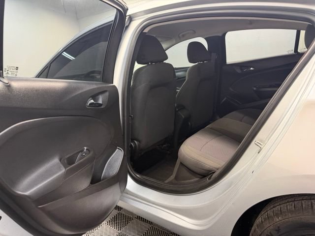 Used 2017 Chevrolet Cruze LS FWD image 26