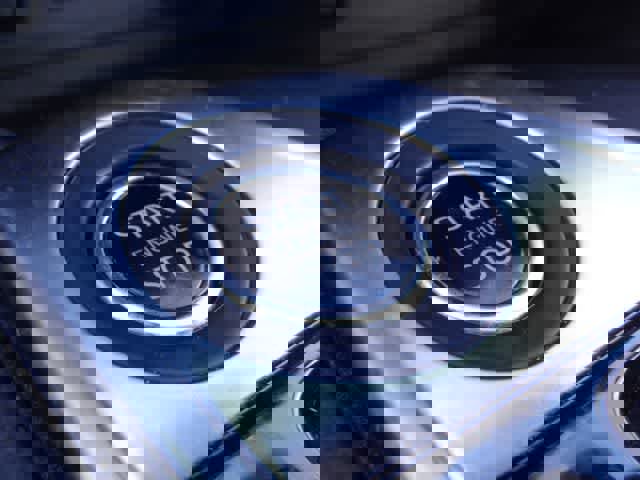 Used 2024 Nissan Sentra SV image 15