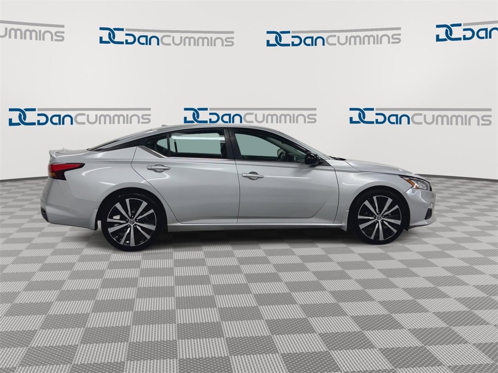 Used 2022 Nissan Altima 2.5 SR image 9