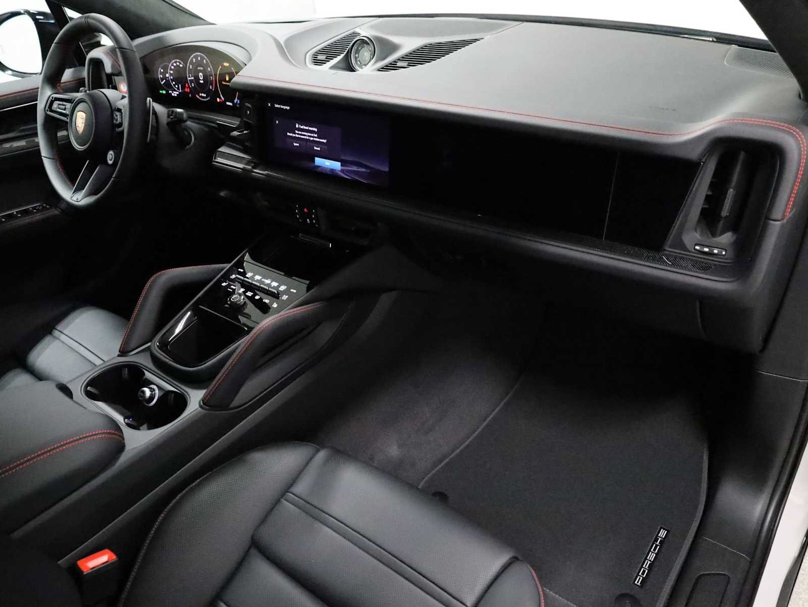 New 2026 Porsche Cayenne GTS AWD/4WD image 6