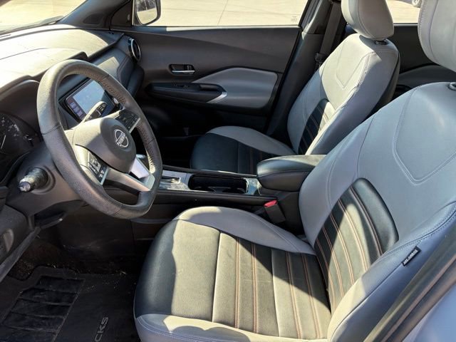 Used 2022 Nissan Kicks SR w/ Premium Package image 12