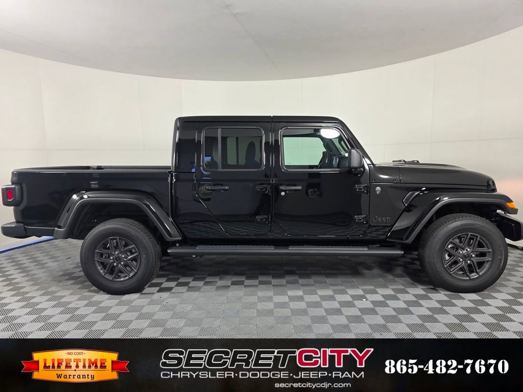 New 2025 Jeep Gladiator Sport image 8