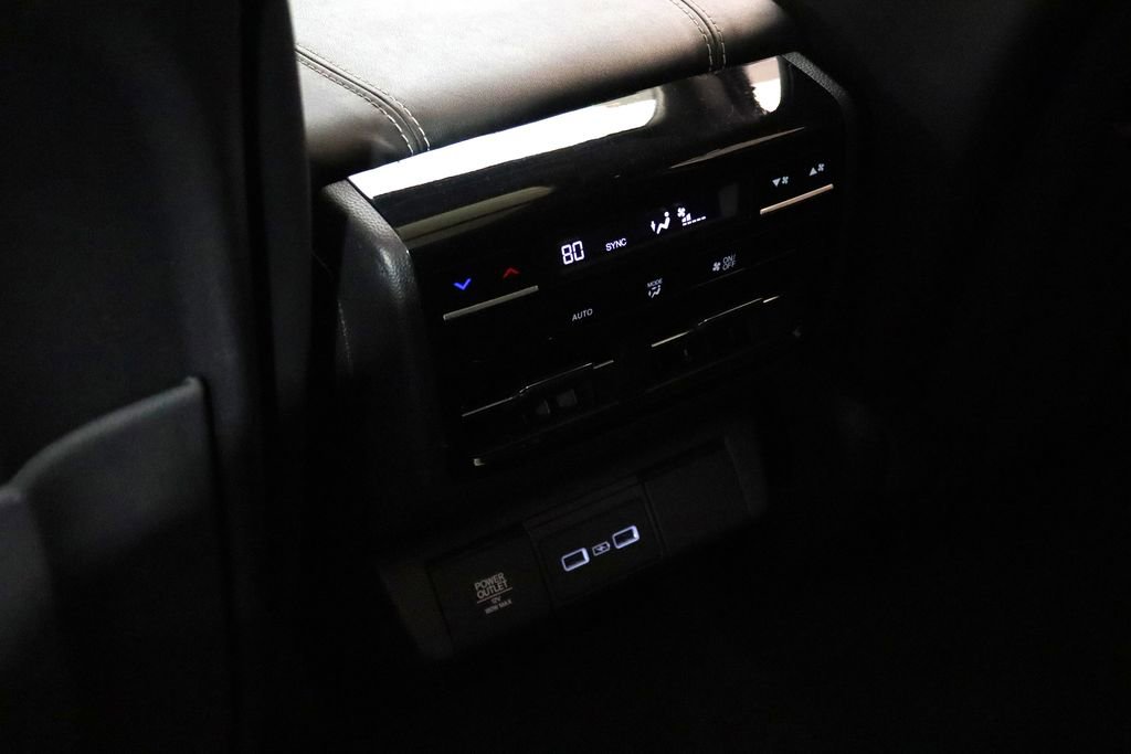 Certified 2024 Acura MDX SH-AWD w/ Technology Package image 9