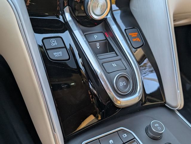 Certified 2022 Acura TLX w/ Technology Package image 34