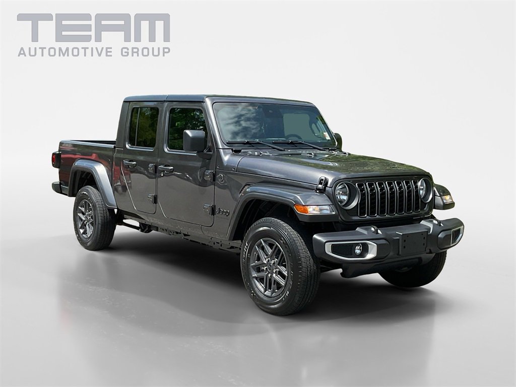 New 2025 Jeep Gladiator Sport