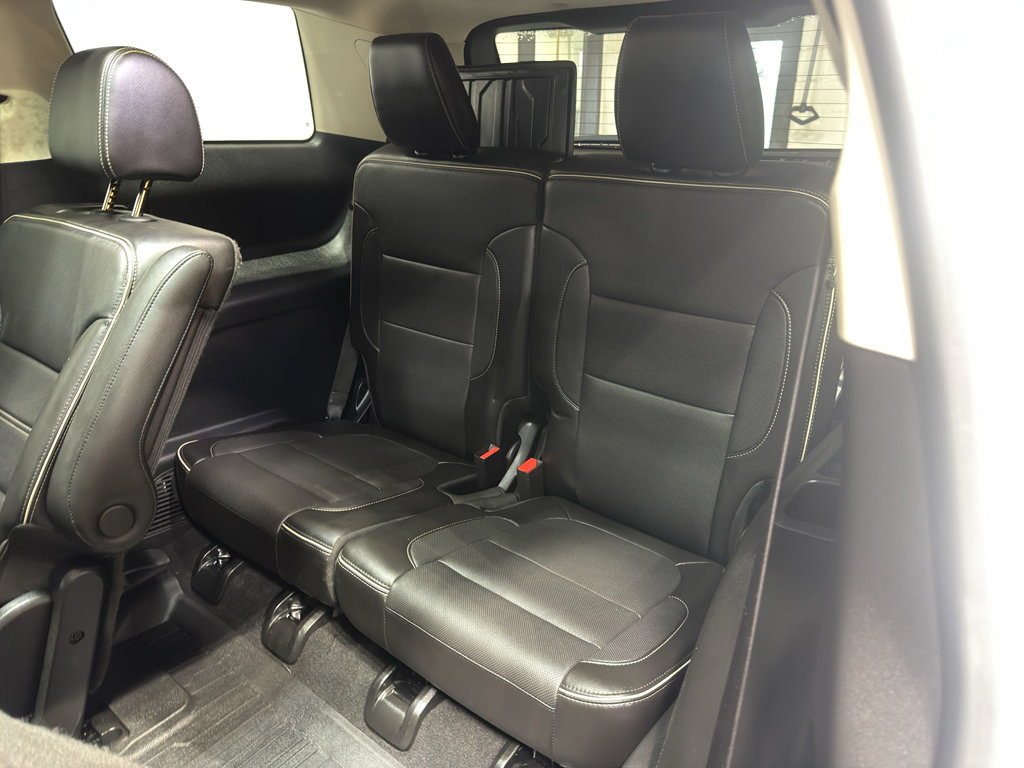 Used 2020 GMC Acadia Denali w/ GMC Pro Grade Package image 13