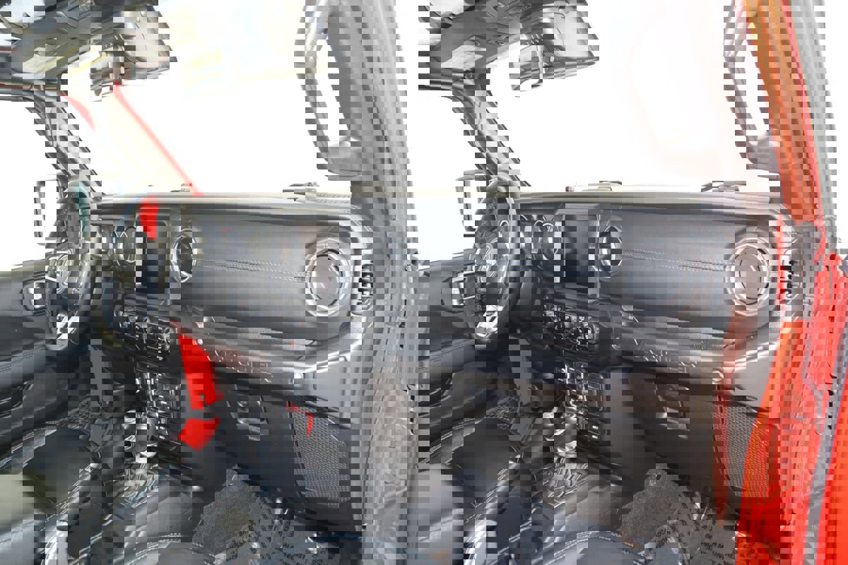 Used 2021 Jeep Wrangler Unlimited Rubicon 4xe w/ Steel Bumper Group image 41