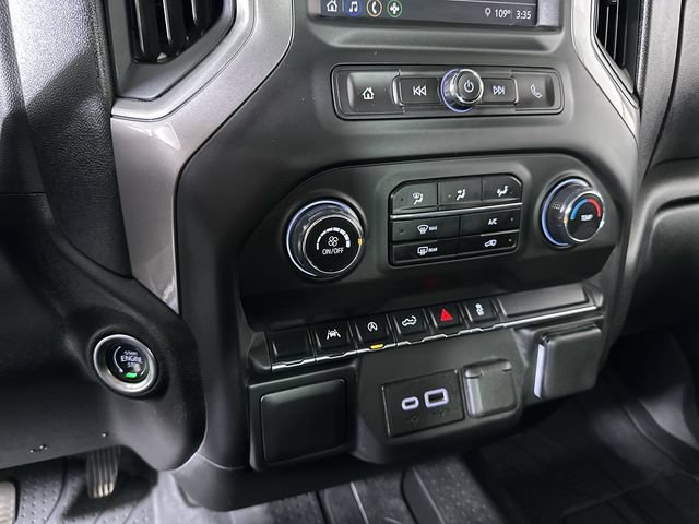 Used 2025 Chevrolet Silverado 1500 Custom AWD/4WD image 17