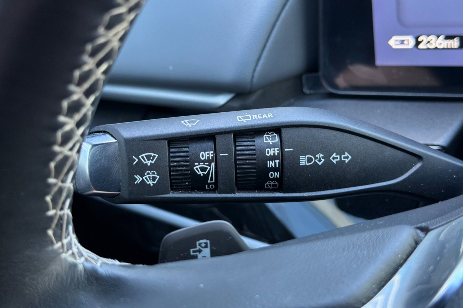 Used 2024 Honda Prologue Touring image 32