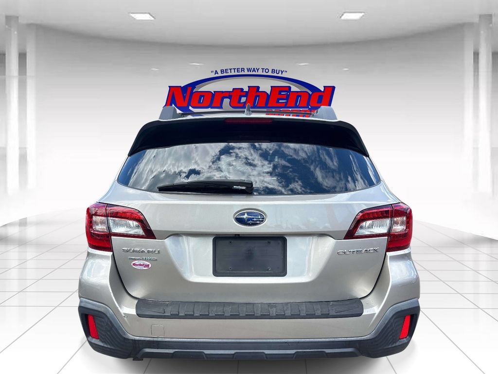 Used 2018 Subaru Outback 2.5i Premium AWD/4WD image 4