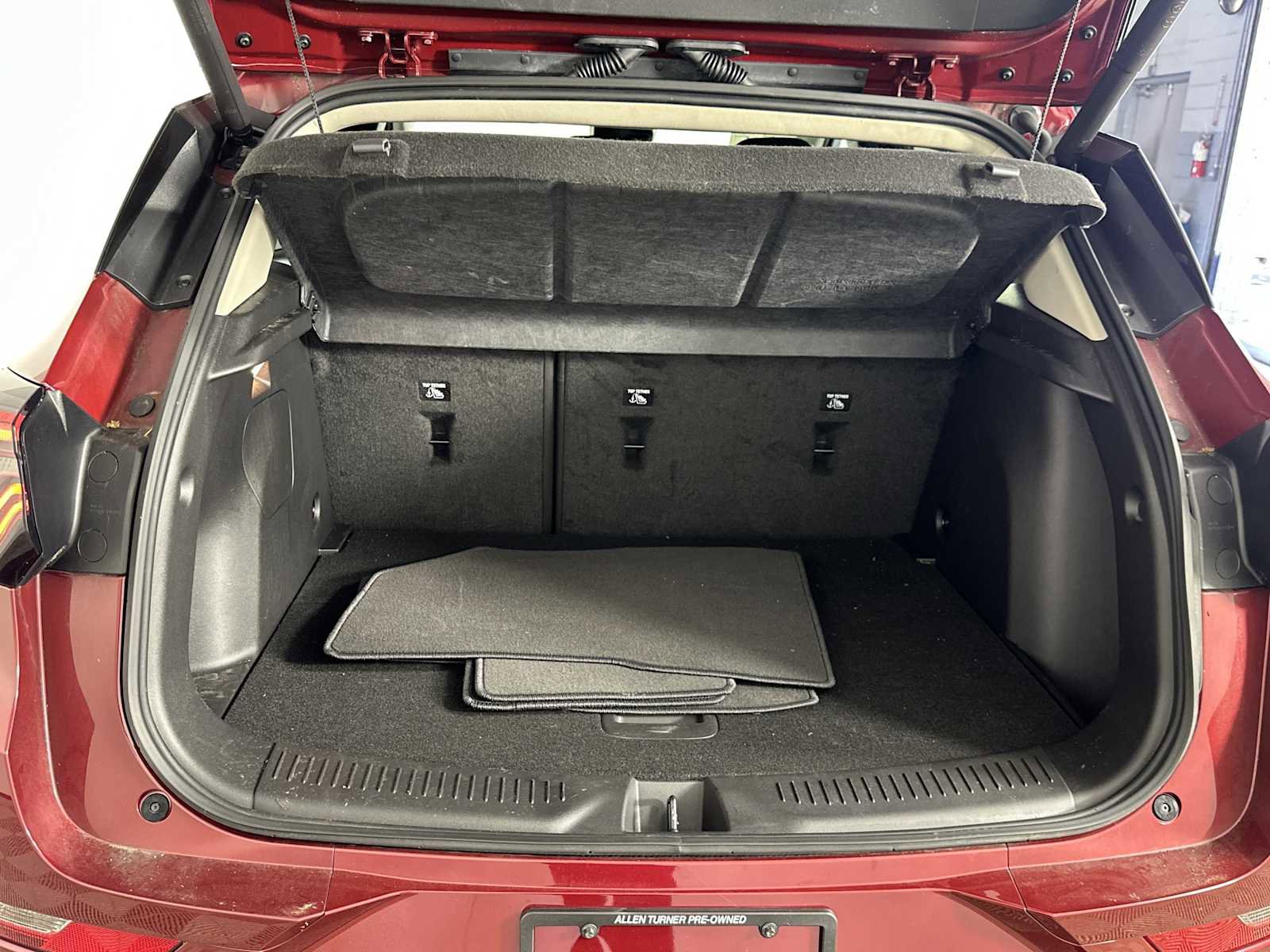 Used 2024 Buick Encore GX Avenir w/ Avenir Convenience Package image 25