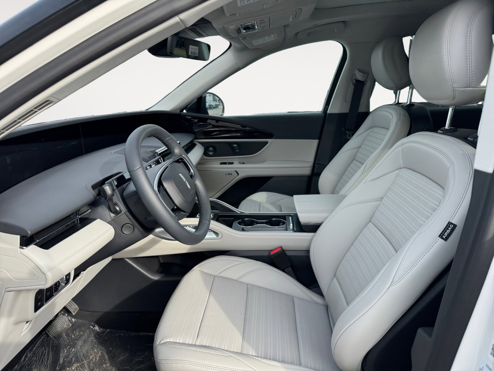 New 2026 Lincoln Nautilus Reserve w/ Jet Appearance Package image 11