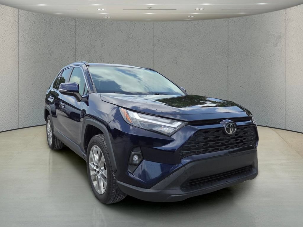 Used 2022 Toyota RAV4 XLE Premium FWD image 13