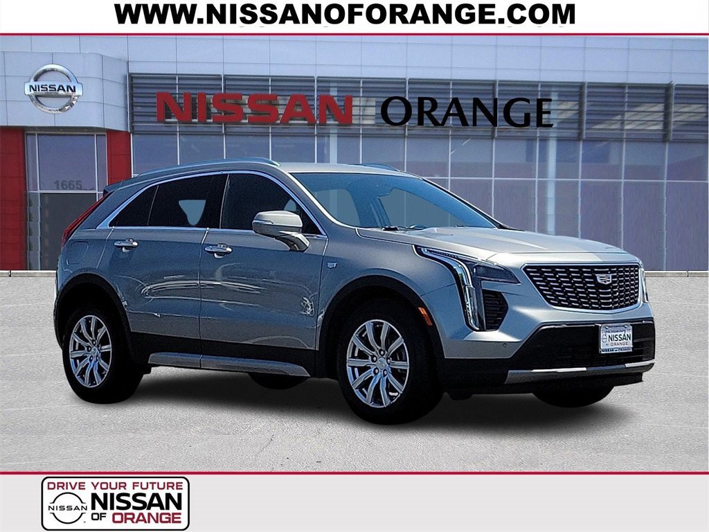 Used 2023 Cadillac XT4 Premium Luxury image 1