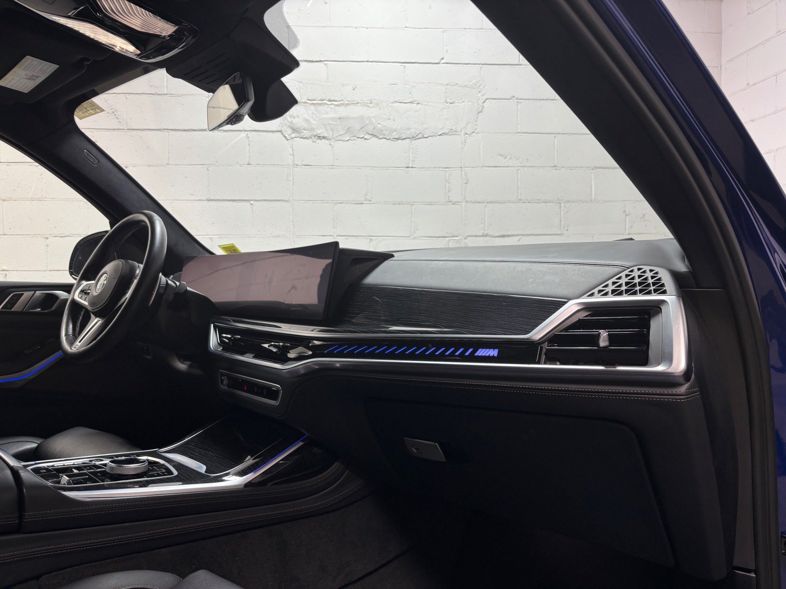 Used 2023 BMW X7 M60i w/ Executive Package AWD/4WD image 26