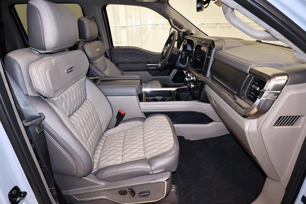 New 2026 Ford F350 Platinum w/ Platinum Plus Package image 17