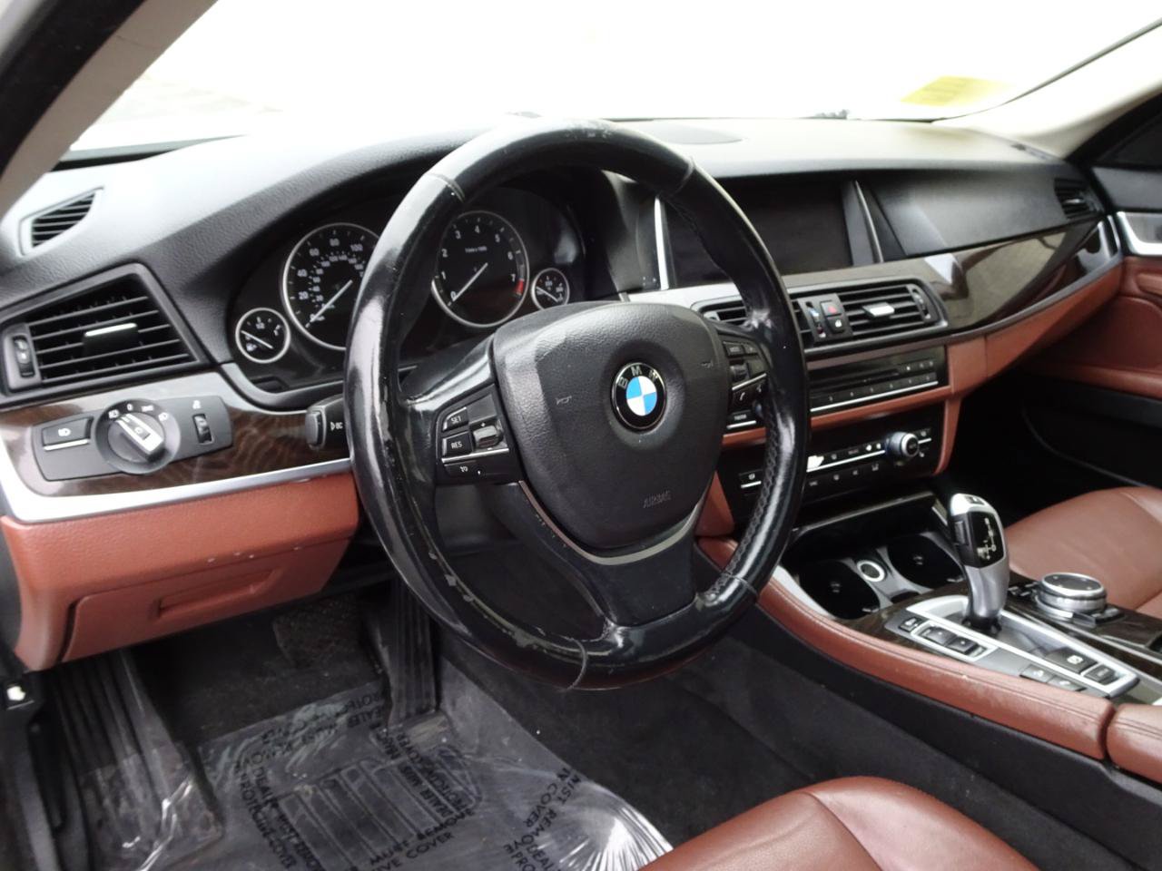 Used 2015 BMW 528i xDrive Sedan AWD/4WD image 10