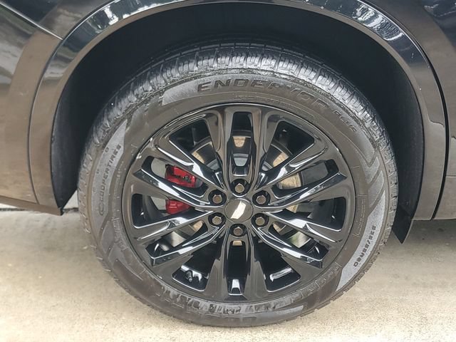 Certified 2023 Cadillac XT6 Sport w/ LPO, ONYX Package AWD/4WD image 7