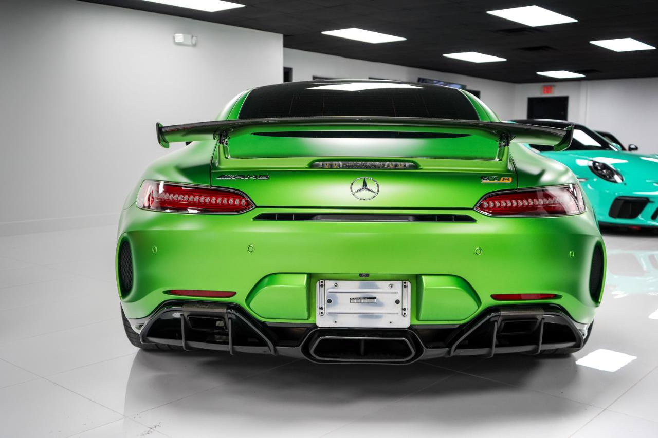 Used 2018 Mercedes-Benz AMG GT R image 5