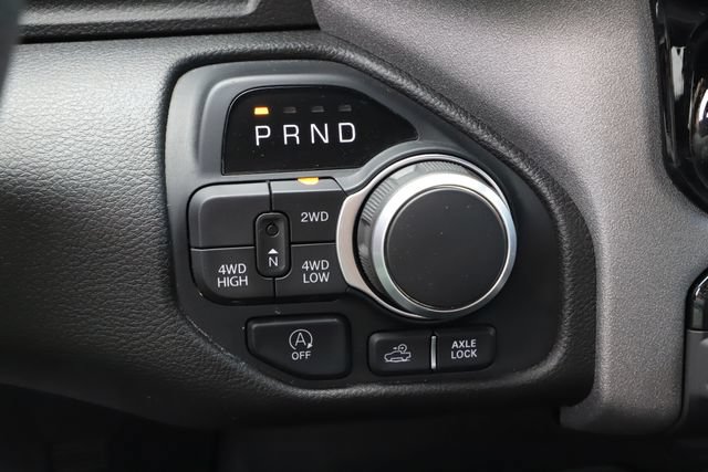 Used 2025 RAM 1500 Warlock AWD/4WD image 30
