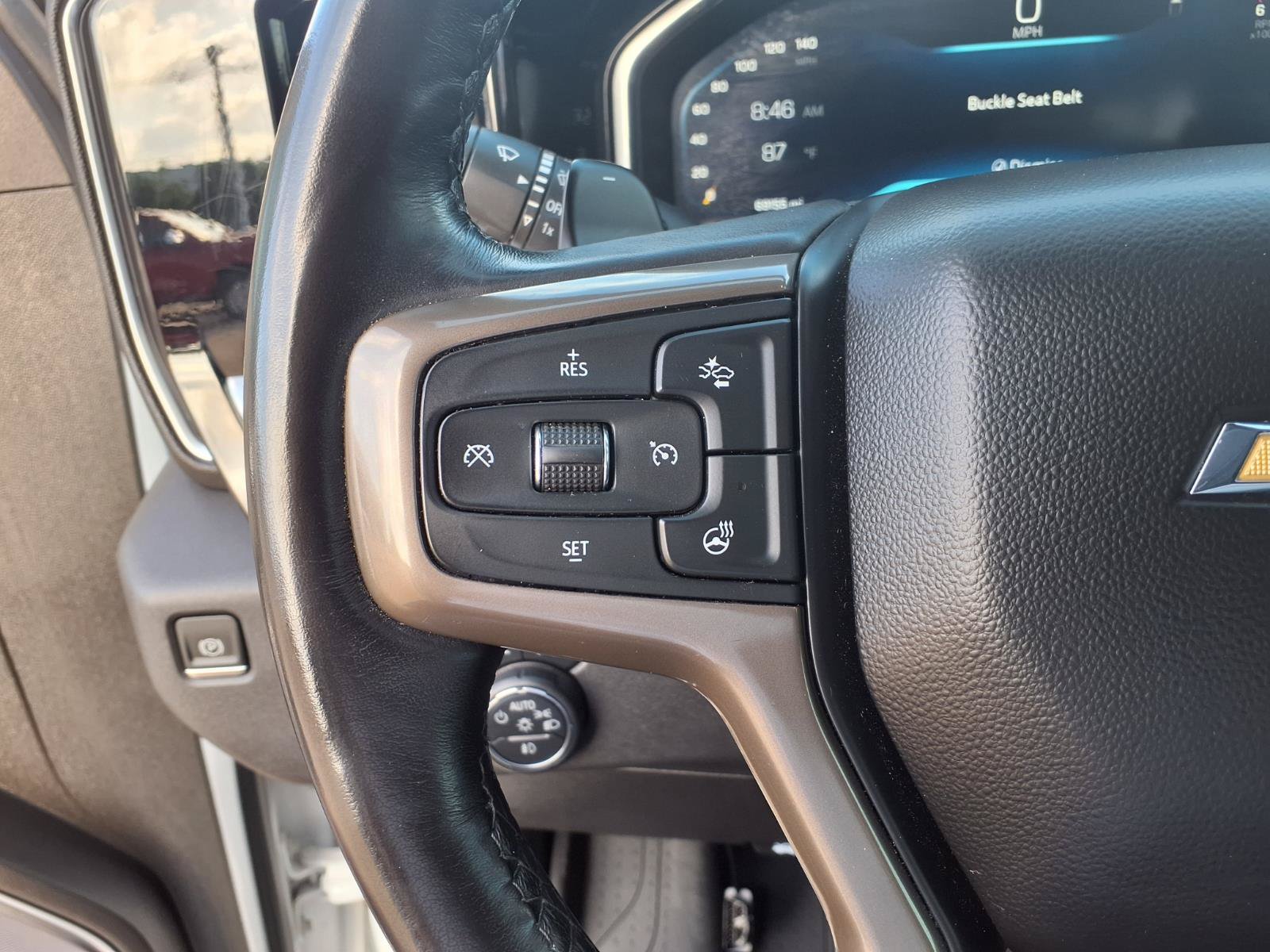 Used 2023 Chevrolet Silverado 1500 High Country w/ Technology Package AWD/4WD image 17