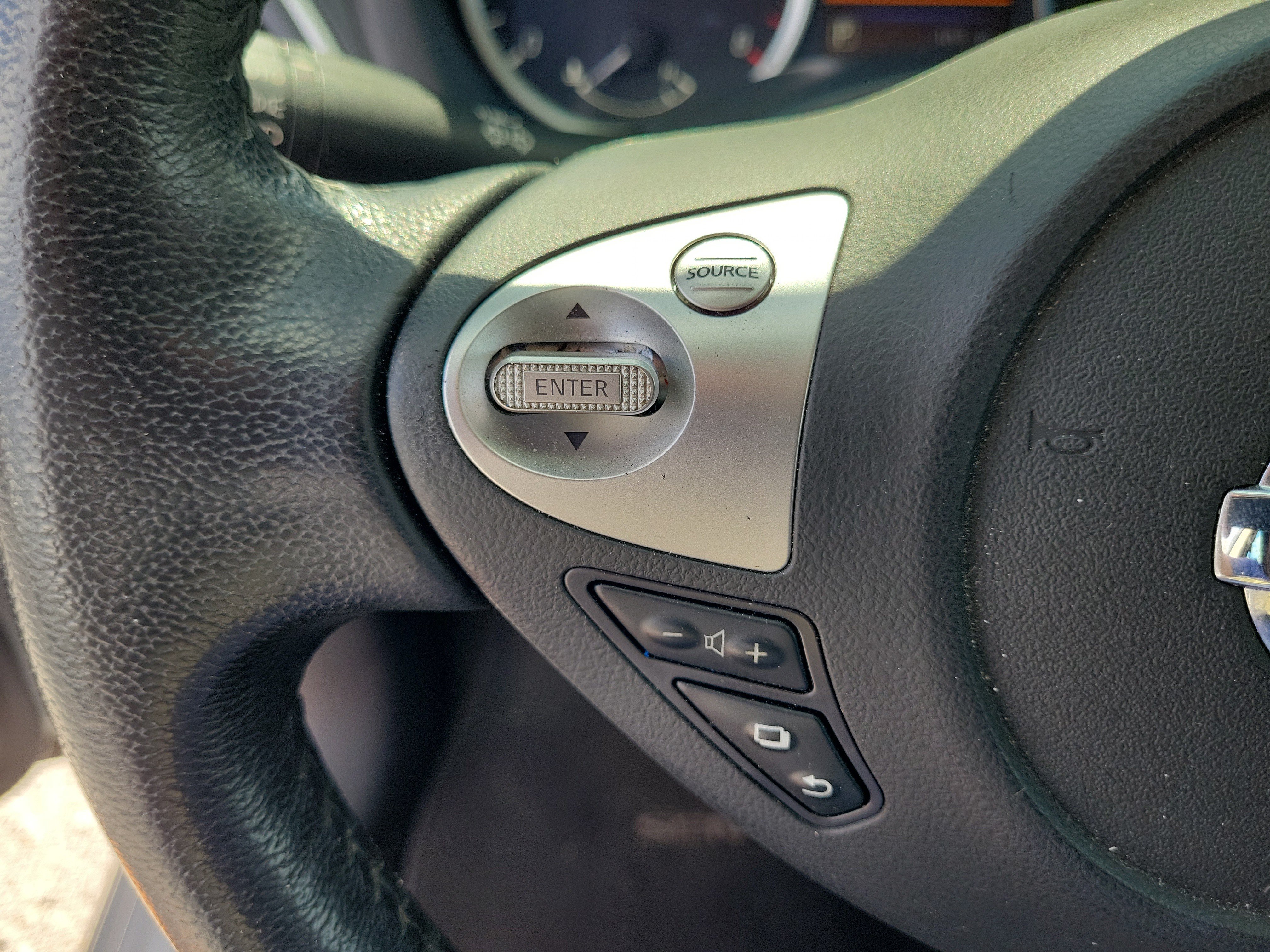Certified 2019 Nissan Sentra SV FWD image 17