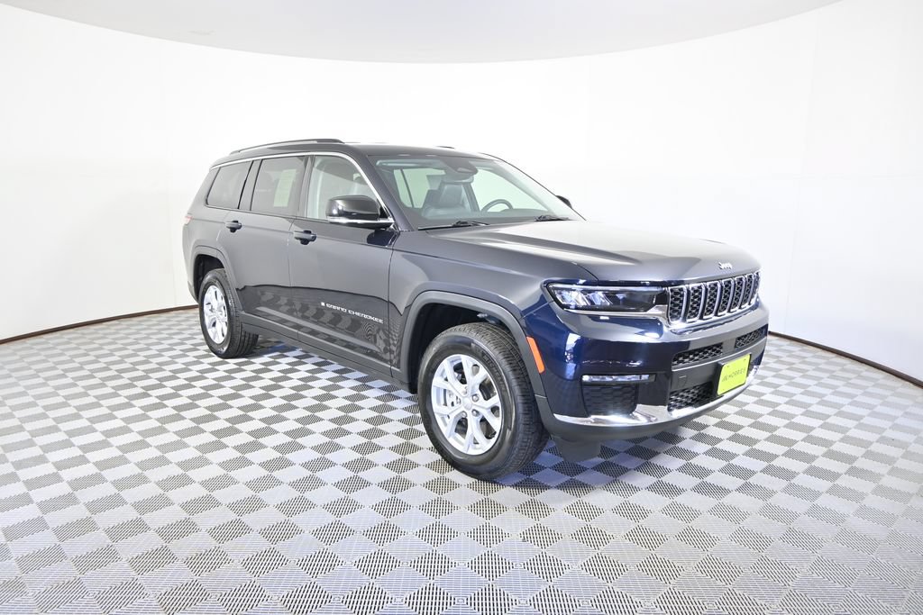 Used 2023 Jeep Grand Cherokee L Limited w/ Luxury Tech Group II AWD/4WD image 9