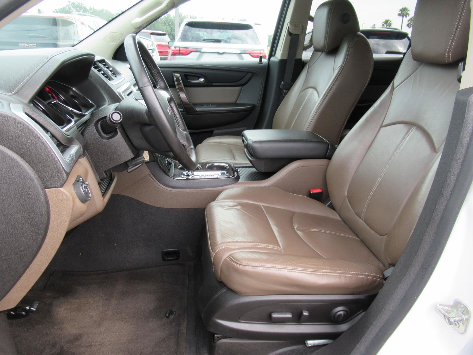 Used 2017 GMC Acadia Limited SLT FWD image 18