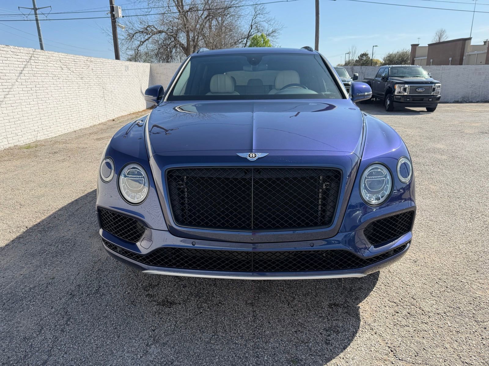 Used 2019 Bentley Bentayga image 10