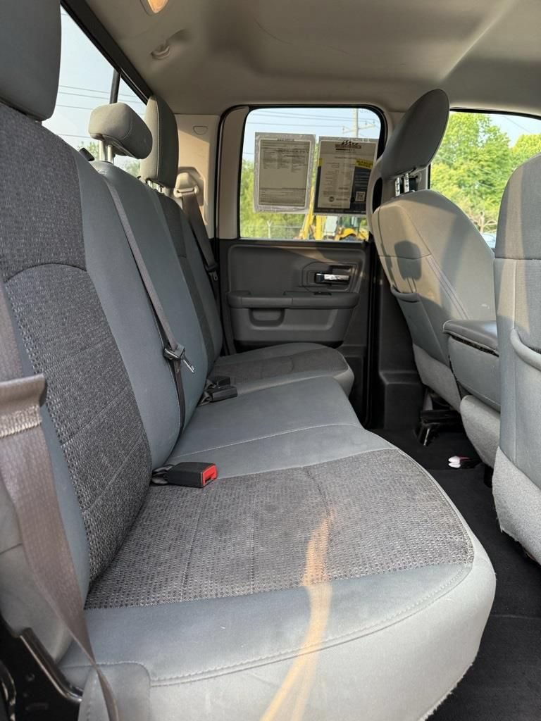 Used 2019 RAM 1500 Classic SLT AWD/4WD image 23